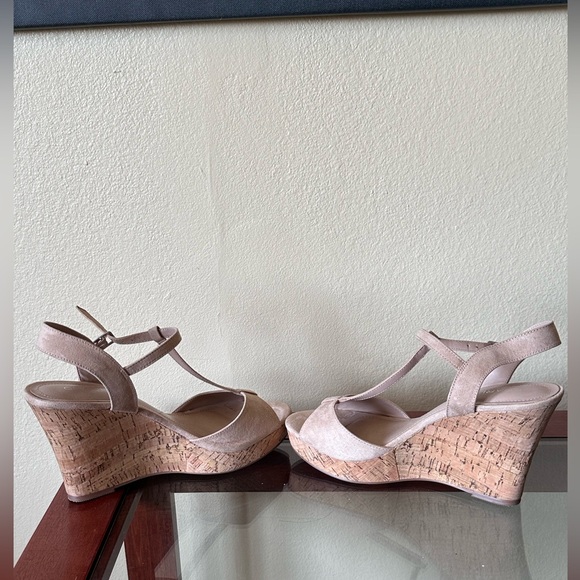 Charles David Cork Wedge Platform Sandal - Picture 6 of 9